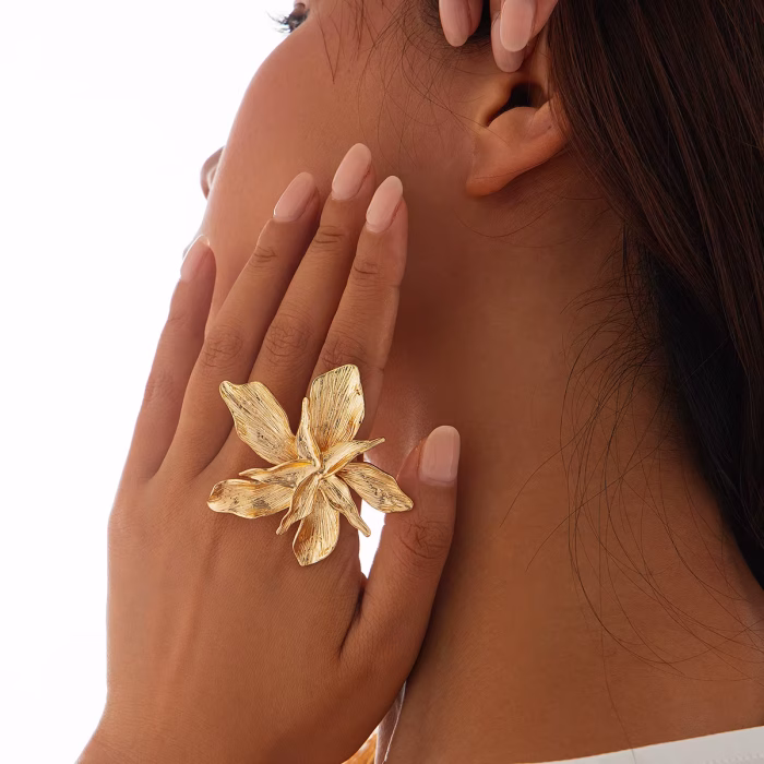 Luxury Gift Large Petal Flower Ring
